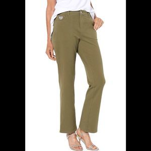 Quacker Factory DreamJeannes 5-Pocket Bootcut Jeans Olive - Short